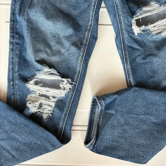American Eagle Mom Straight Denim Jeans Stretch Distressed Size 4 - Picture 2 of 8